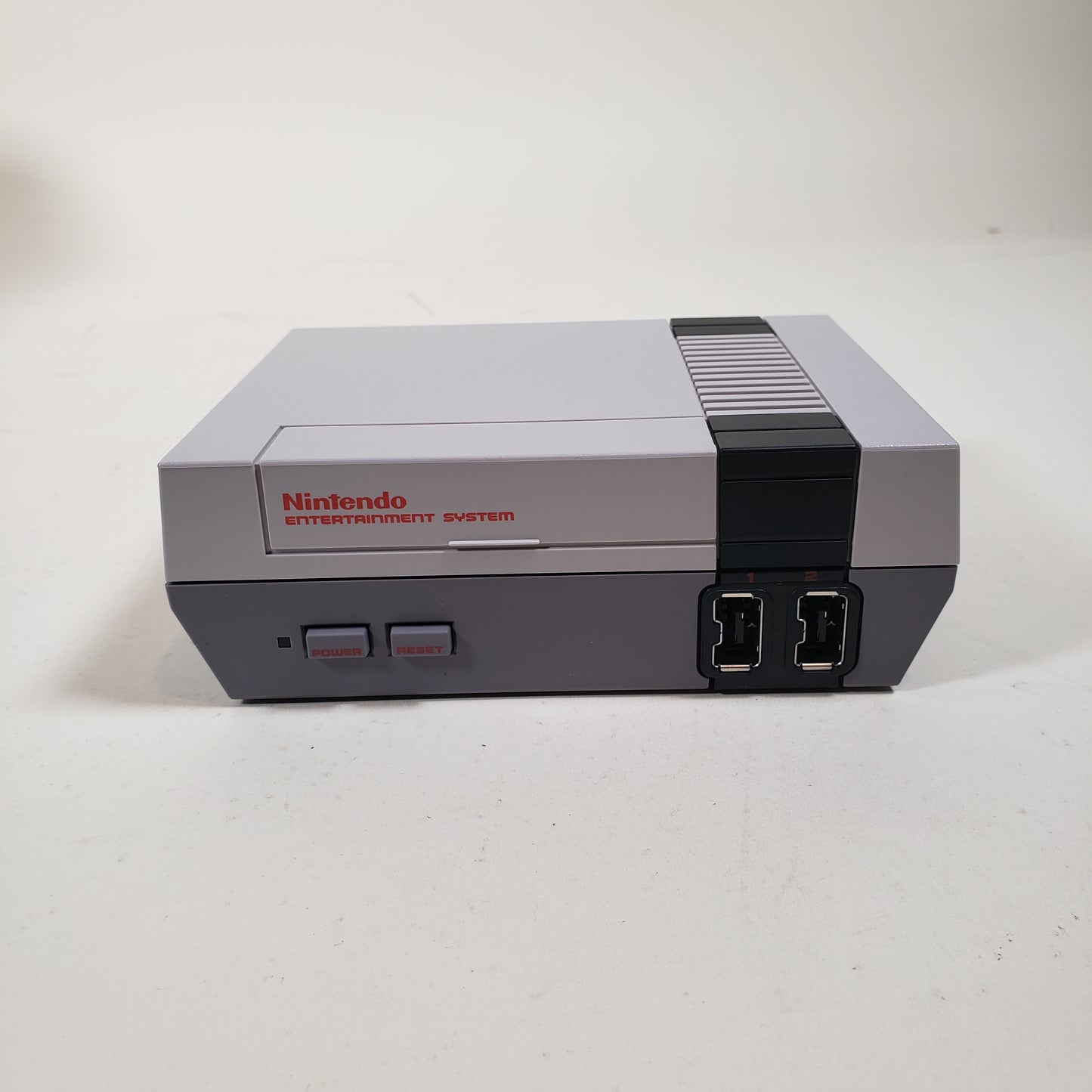 Nintendo NES Classic Edition Video Game Console w/ Addtional Controller