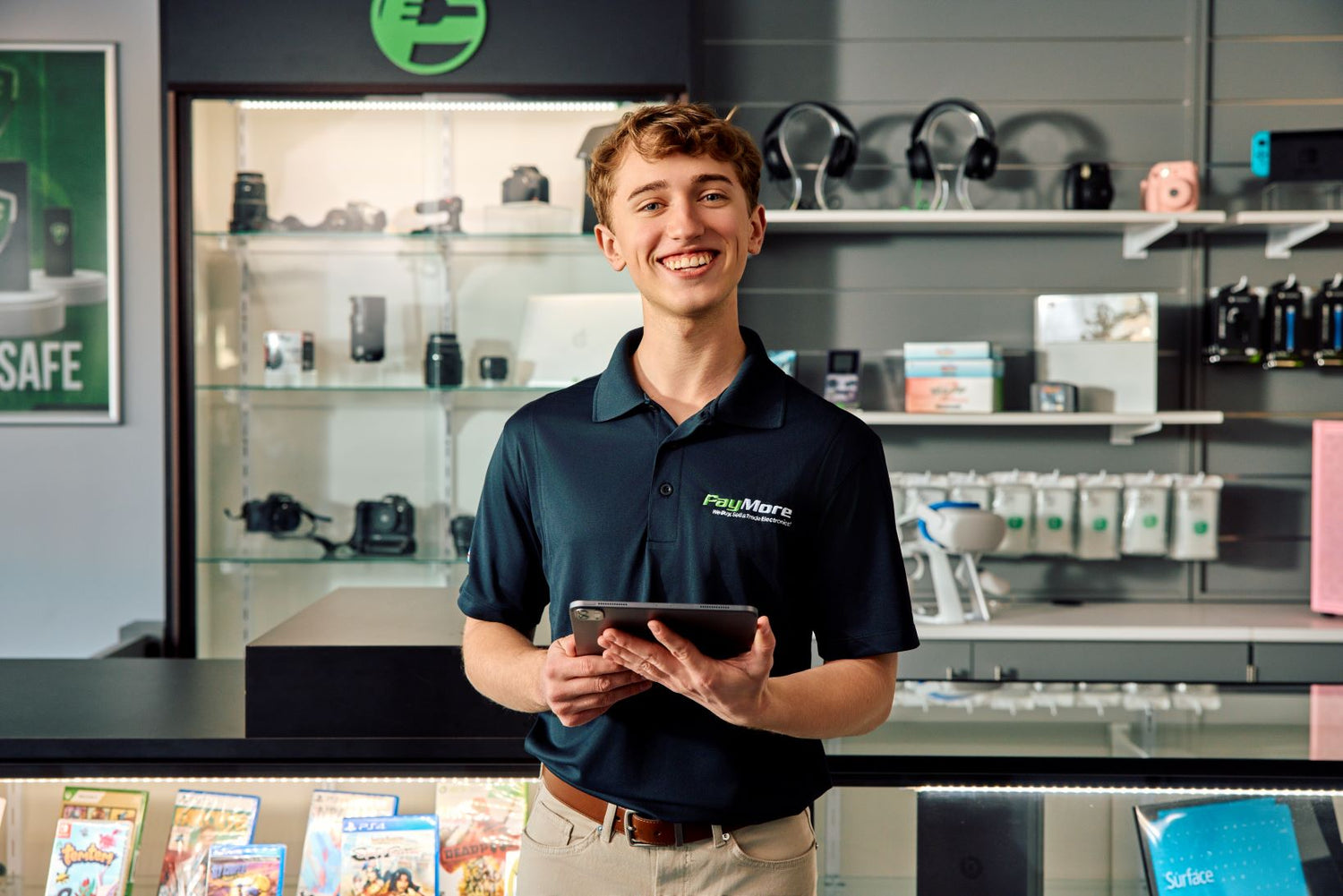 employee holding a tablet
