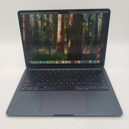 2022 Apple MacBook Air 13.6" M2 8C GPU 3.5GHz 8GB RAM 256GB SSD A2681