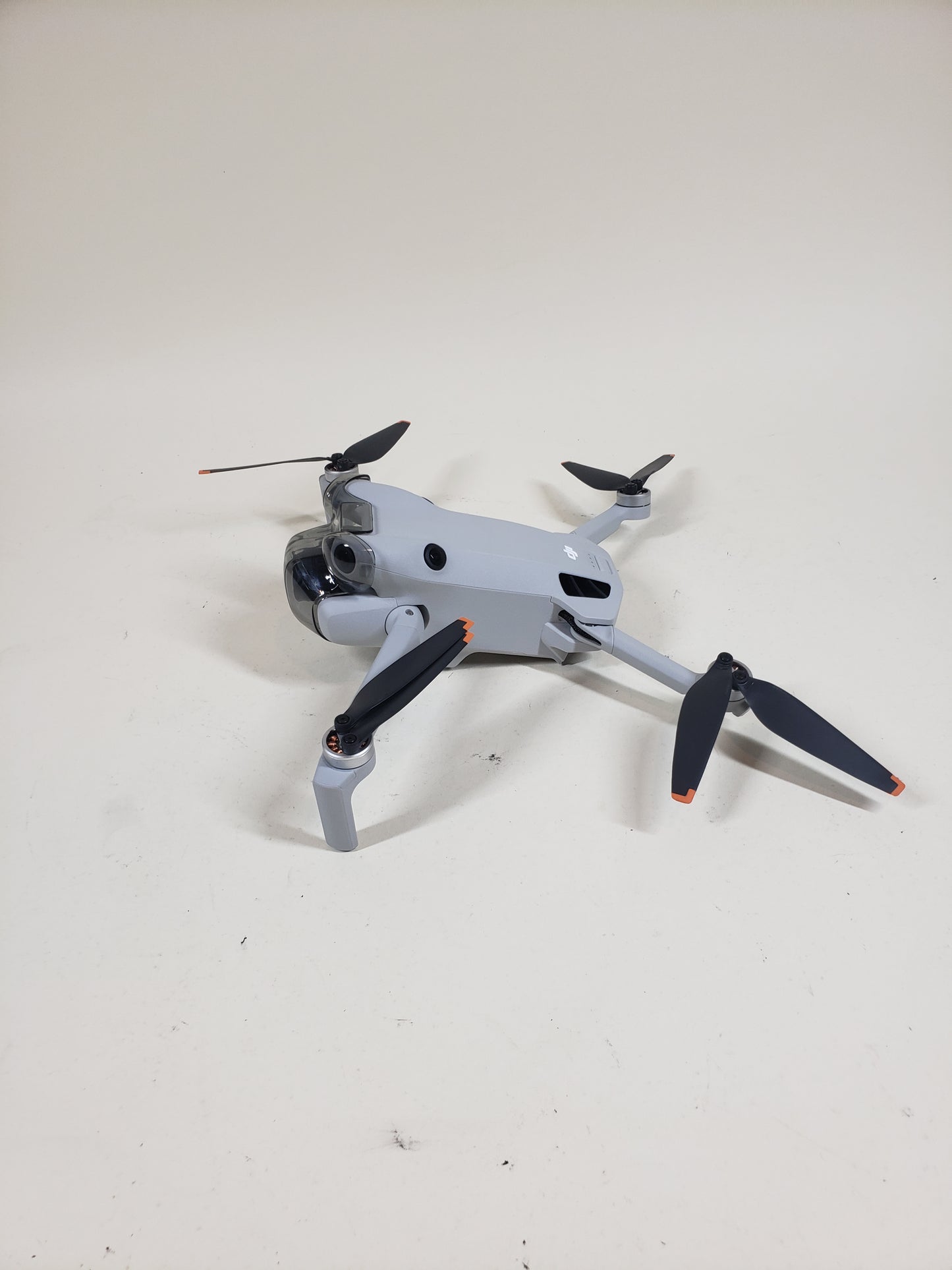 DJI Mini 4 Pro 4K Camera Drone MT4MFVD