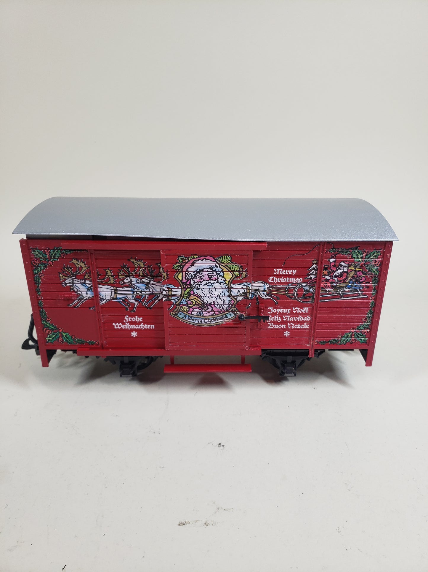 LGB Red Christmas Sound Boxcar 4335S