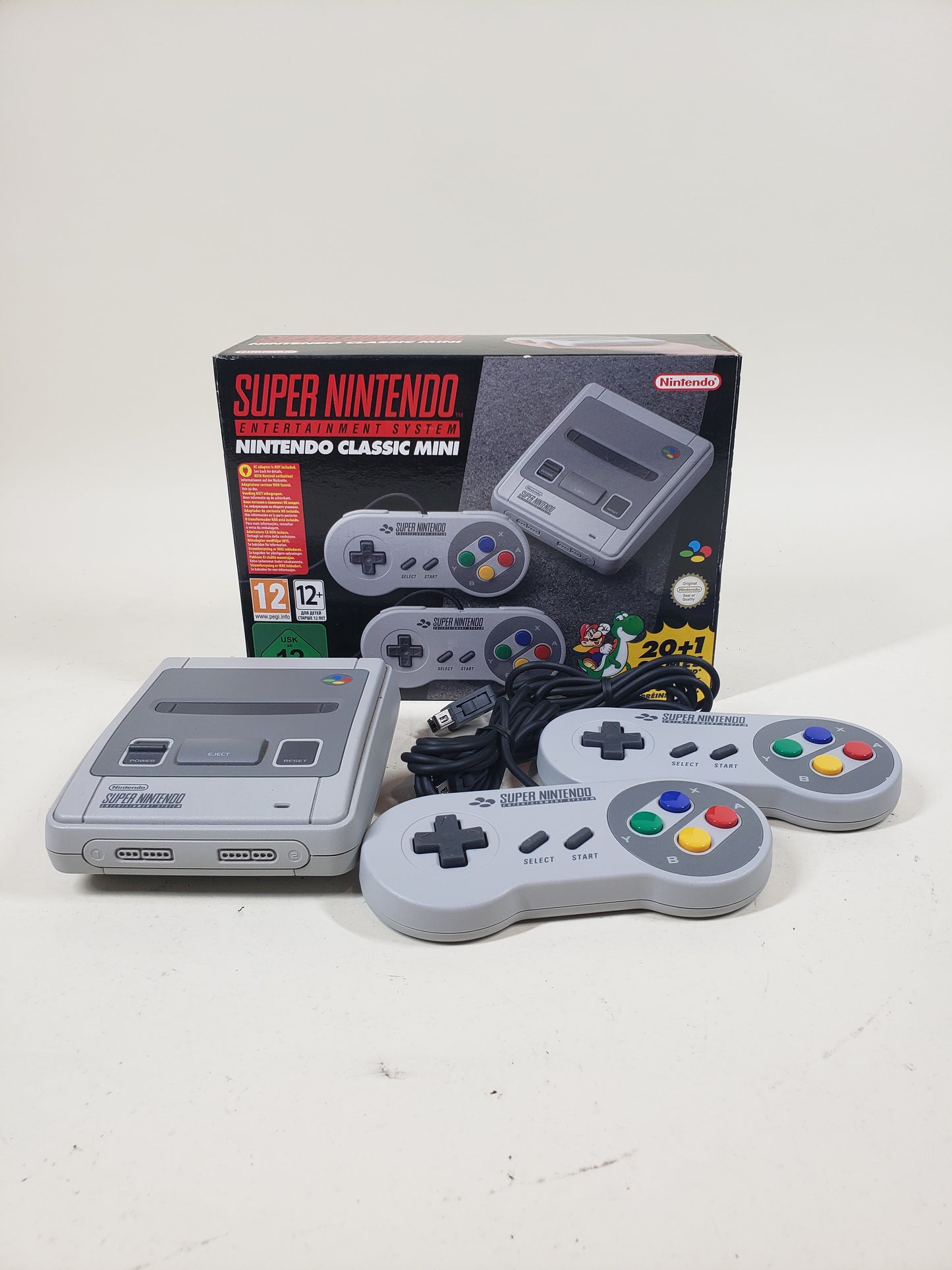 Nintendo SNES Classic Edition Video Game Console CLV-201 Gray