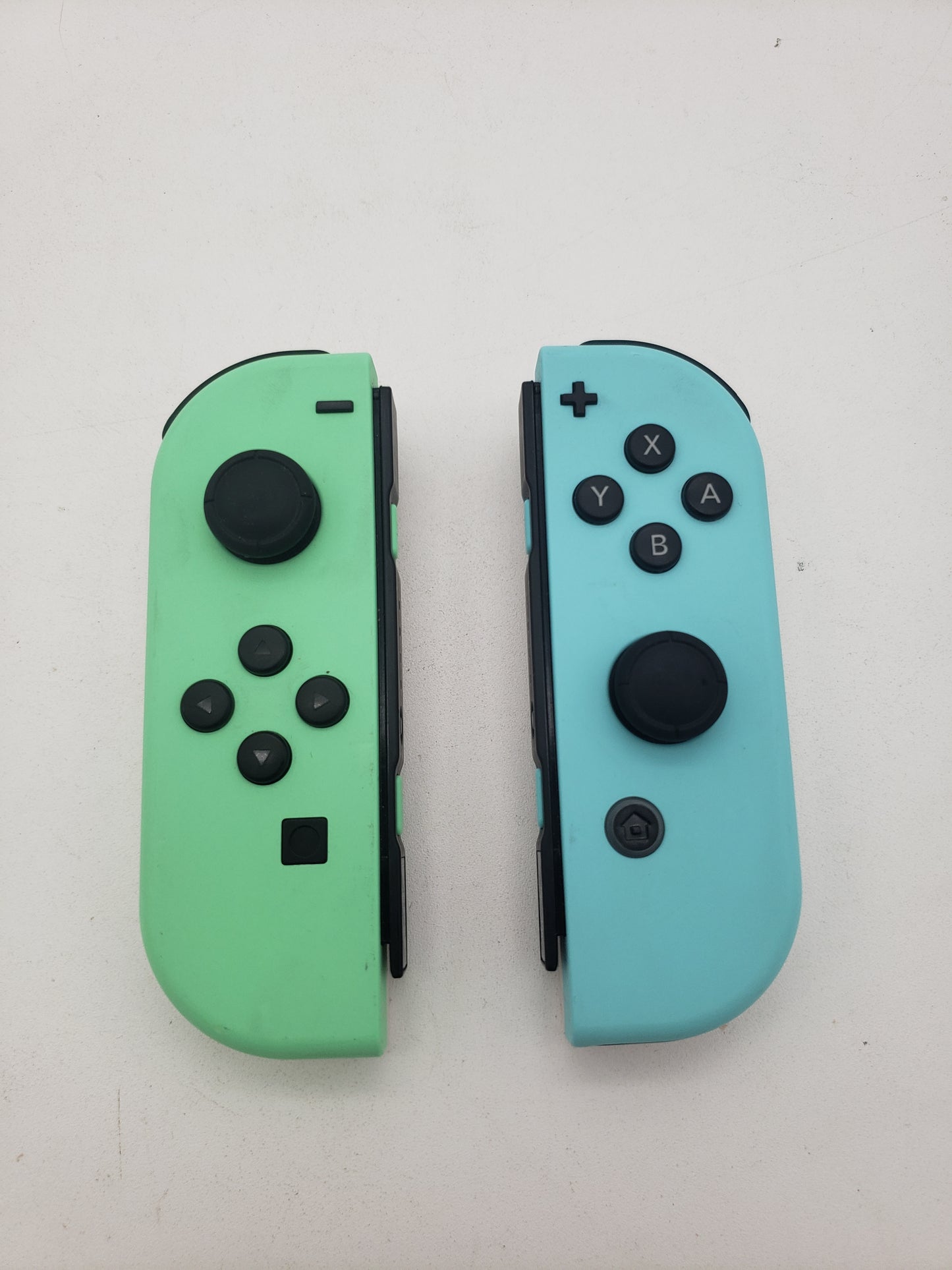 Nintendo Switch Joy-Cons Pair Wireless Controller HAC-015/HAC-016 Animal Crossing Edition